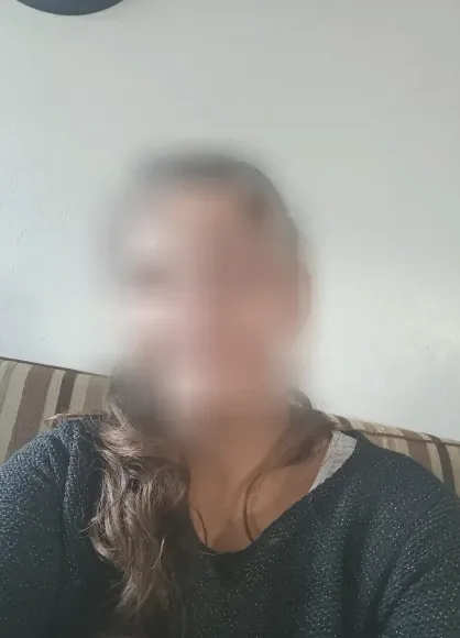 Selma, 25